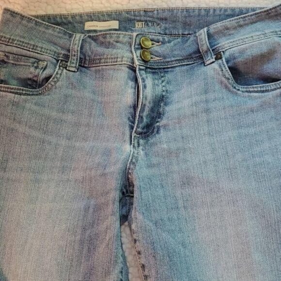 Kut from the Kloth Cameron Embroidered Logo Sz. 10 Straight Leg Blue Jeans - Picture 11 of 13